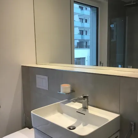 In Frankfurt Διαμέρισμα *